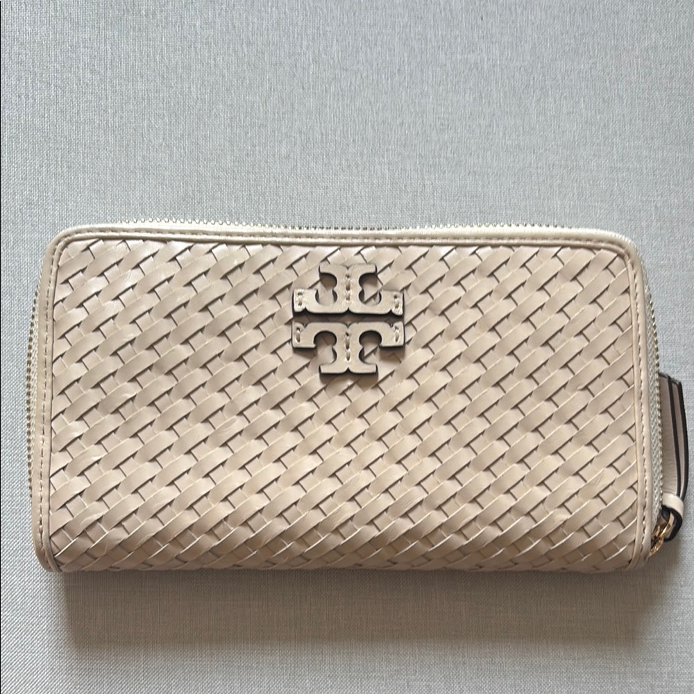 Tory Burch Cream Woven Leather Wallet